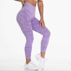 NVGTN lilac camo seamless leggings